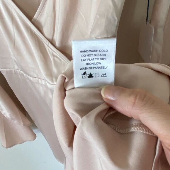 NWT Revolve Majorelle Satin Hex Mini Tie Wrap Blush Ritual Slit Bell Sleeve SM - Picture 6 of 11
